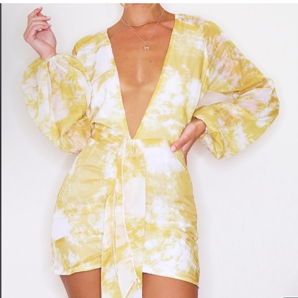 Chartreuse tie dye chiffon long sleeve bodycon size 6